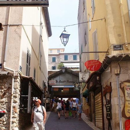 STUDIO NEUF- VIEIL ANTIBES - Marché Provençal Extérieur photo